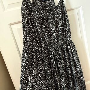 Universal Thread Black and White Speckled Sleeveless Dress